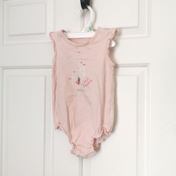 3/$15 Gap baby girl short sleeve onesie size 6-12 m - Picture 1 of 5